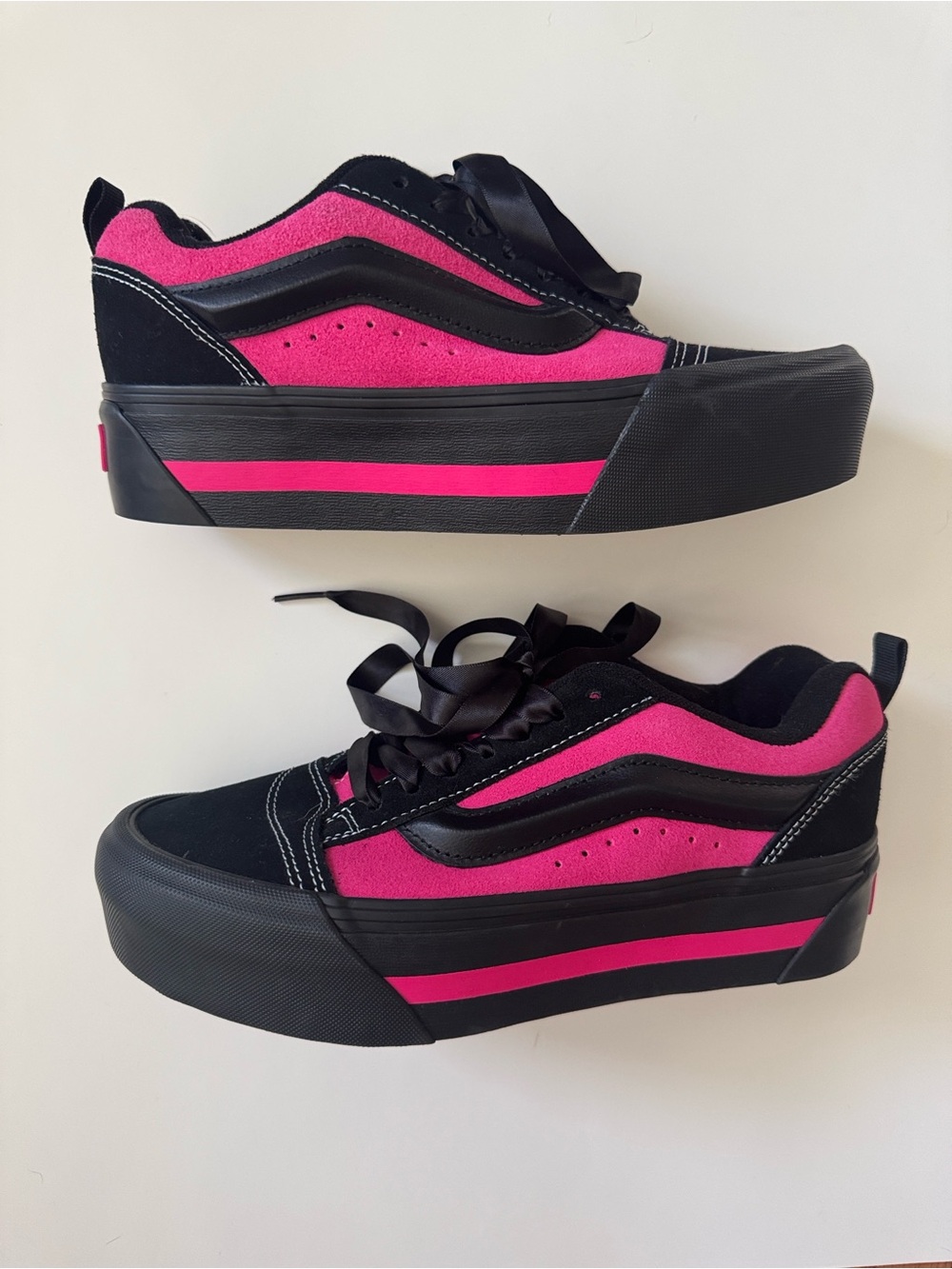 Vans pink and black Old Skool platform sneakers